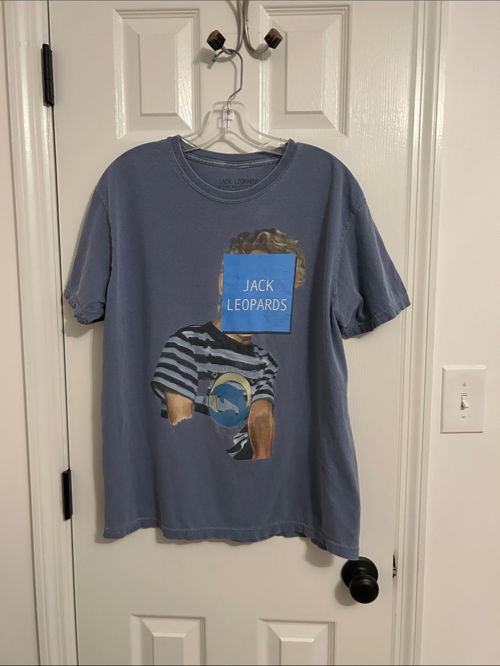 Women's Short Sleeve Graphic Tee in Slate Blue